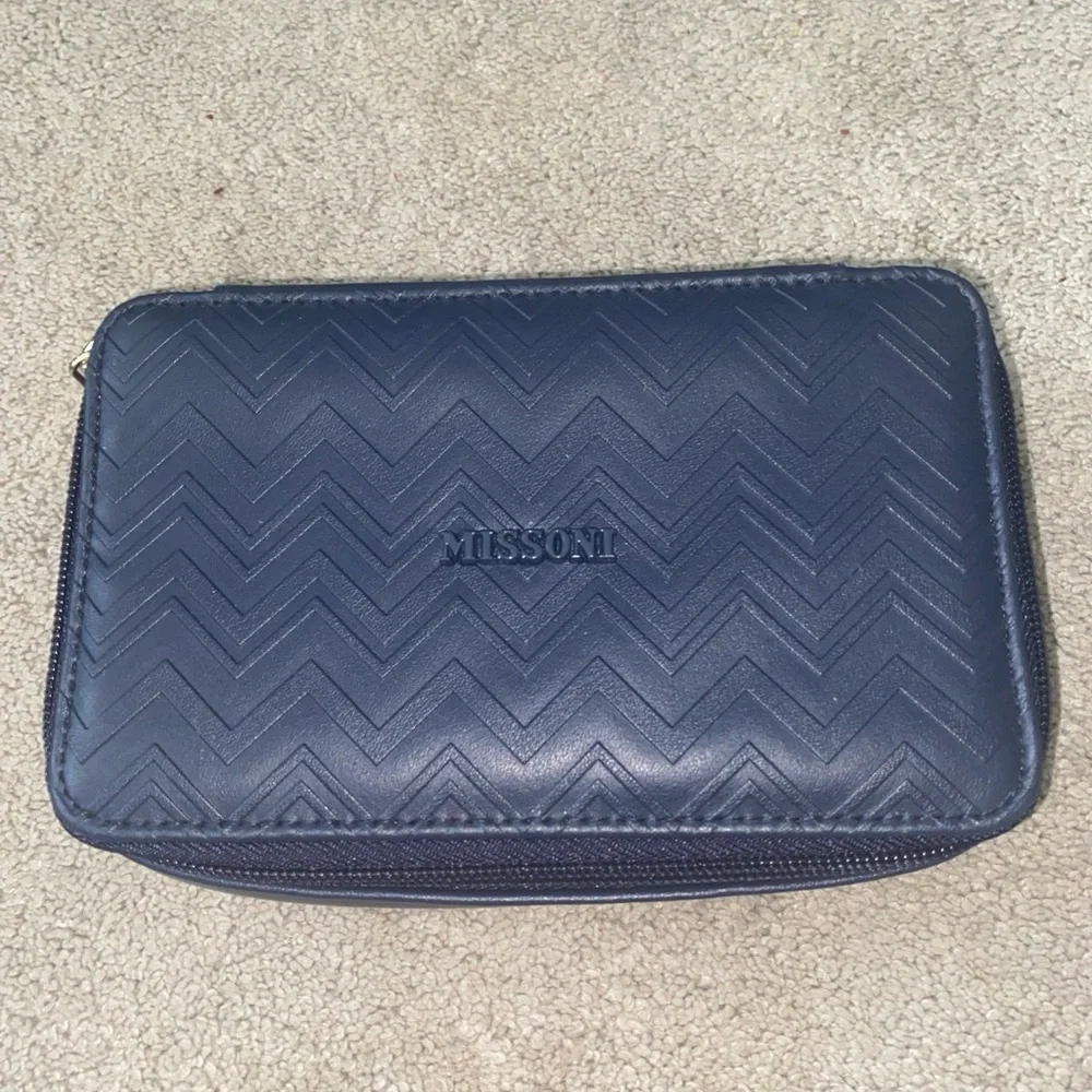 Missoni Brand For Delta Cosmetics Makeup Travel Case Navy‎ Blue